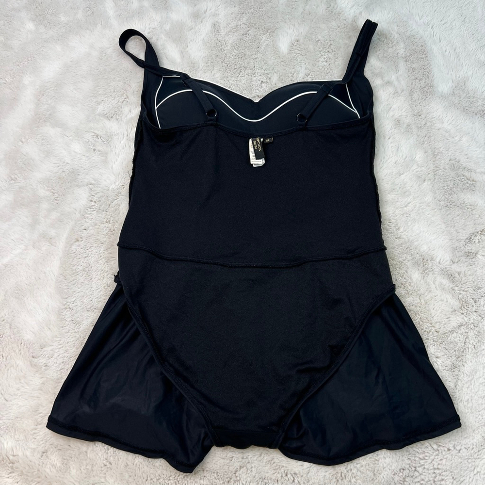 NIPTUCK Swimsuit One Piece Size US 12 Black Slimming Skirt Peplum Built in Bra - Picture 13 of 15